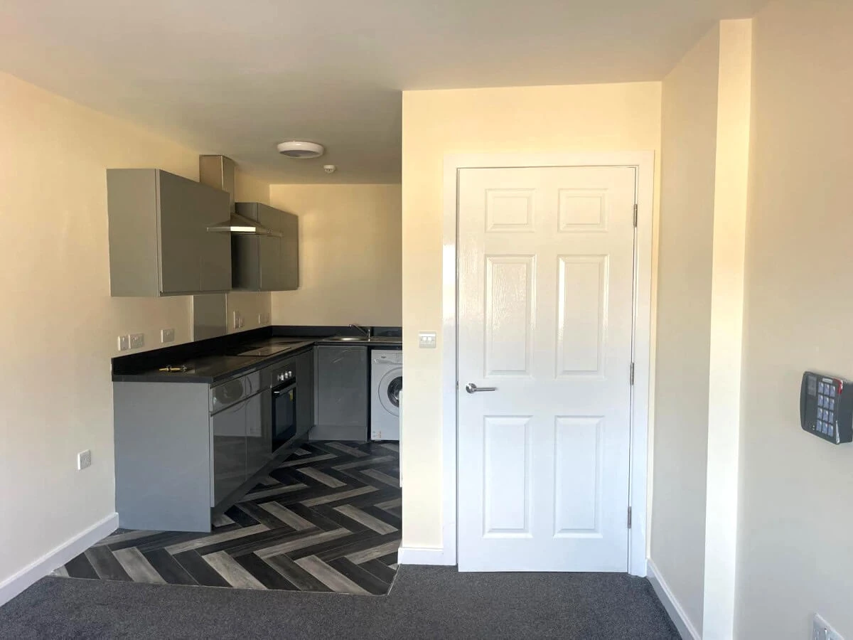 kitchen-painted-neutral-newcastle-tulip-decor Kitchen painted in neutral tones in a Shiremoor property